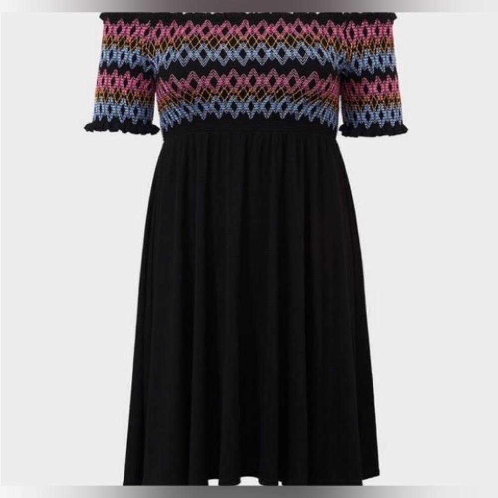 Torrid Black Embroidered smocked Jersey Off Shoulder
Skater Dress size 3X